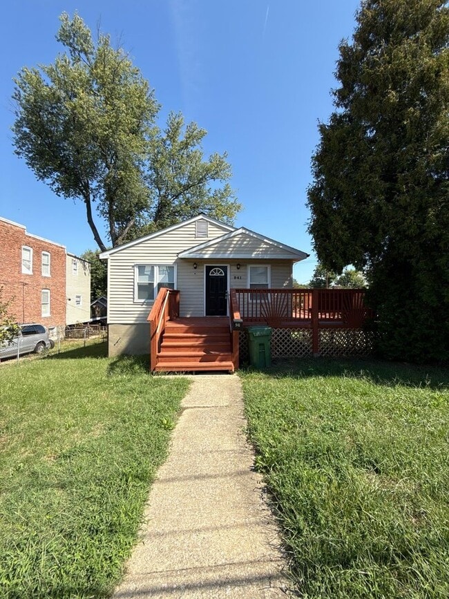 Building Photo - Beautiful Three-Bedroom Home In Baltimore