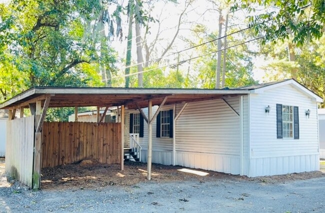 Building Photo - 6803 Waters Ave Rental