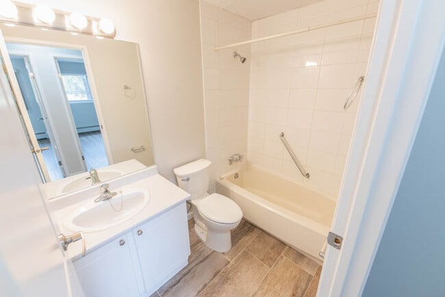 Photo - Midtowne Apartments