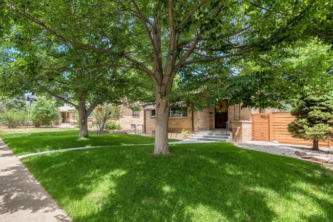 Photo - 3 Bed Home Walking Distance to Sloans Lake! Available NOW!