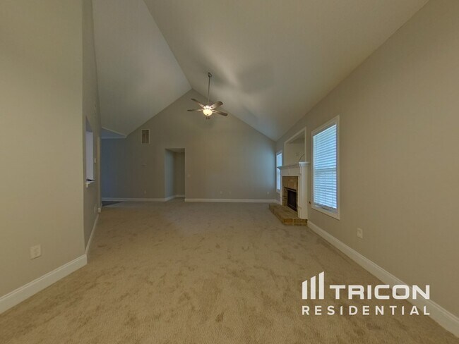 Photo - 214 Raleigh Way