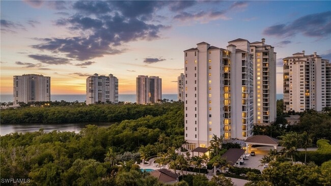 Building Photo - 8990 Bay Colony Dr Unit 1203
