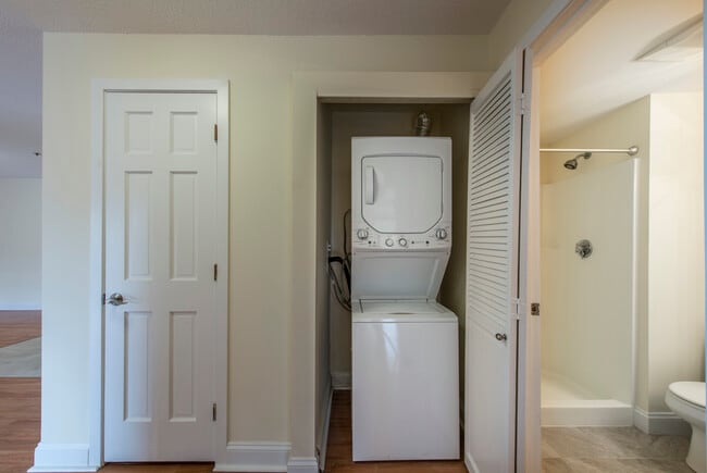 Photo - 1139 Beacon St Unidad #21