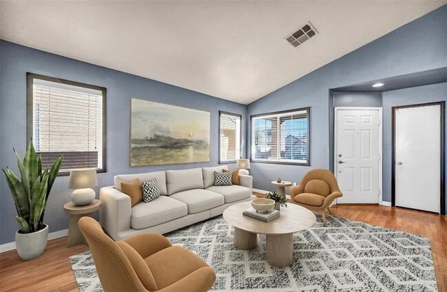 Photo - Colorful Pines Avenue