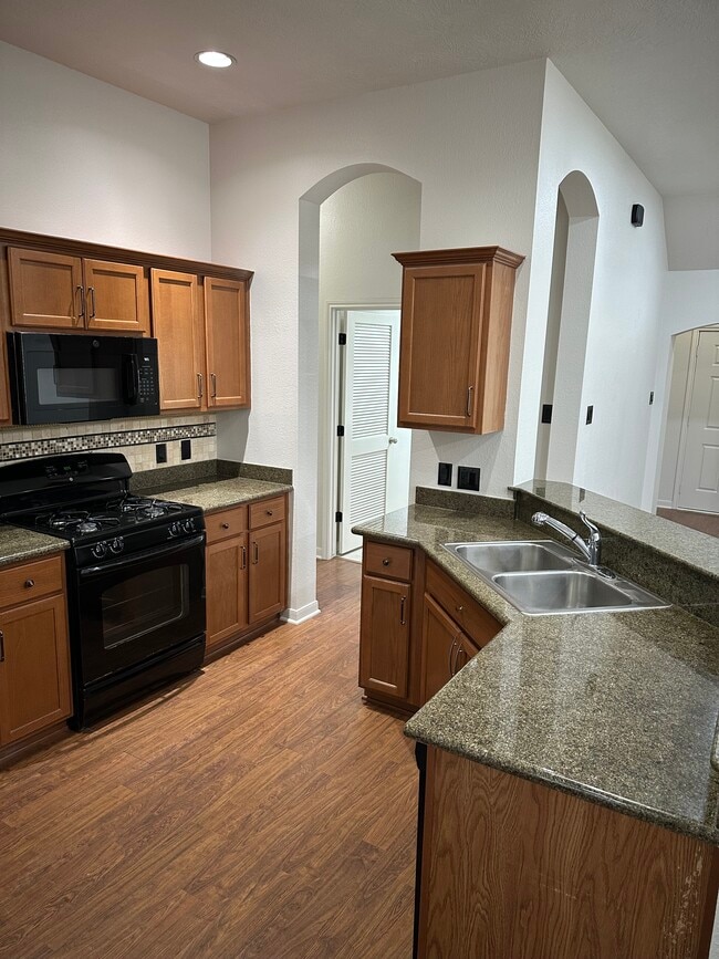 Photo - 3908 Pawnee Creek Ct