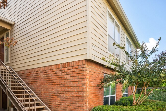 Photo - 5005 Georgi Ln Unit 37