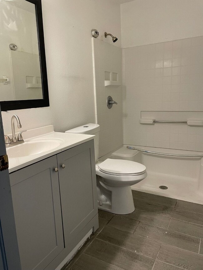 Photo - 5226 Orange Ave