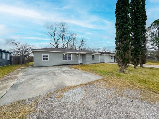 Photo - 1122 N Natchez Dr