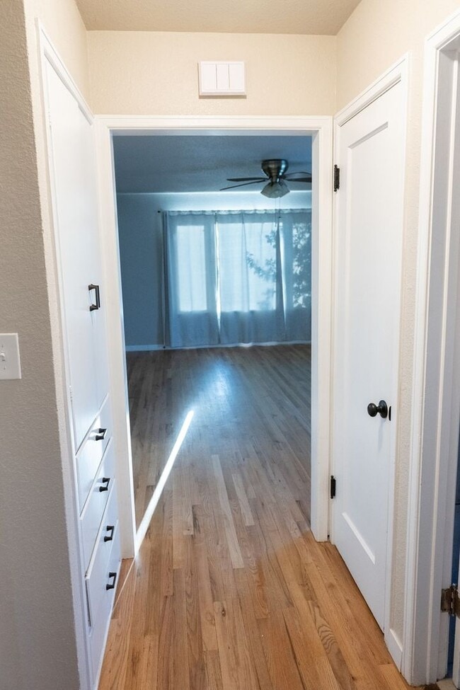 Photo - 1517 Converse Ave