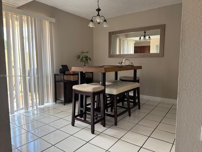 Photo - 4515 SW 68th Ct Cir