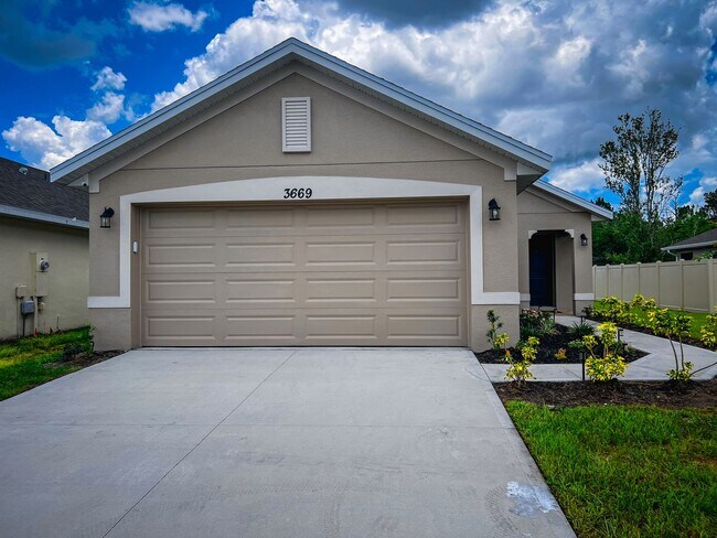 Beautiful 3 Bedroom Home with Pond View & ... - Beautiful 3 Bedroom Home with Pond View & ...