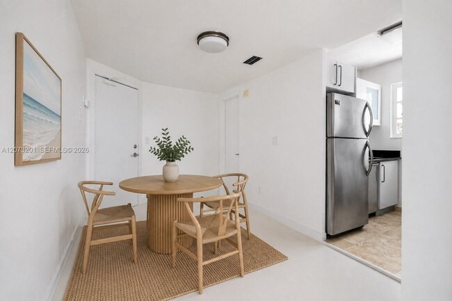 Photo - 3915 Meridian Ave Unit 201