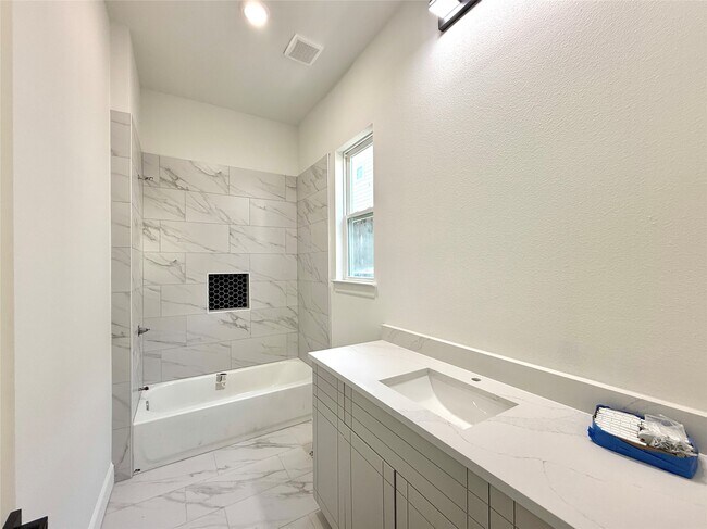 Photo - 9428 Campbell Rd