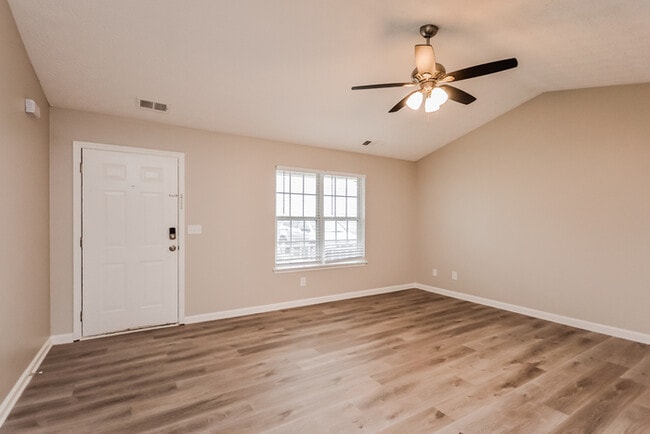 Photo - 145 Hunters Ridge Dr