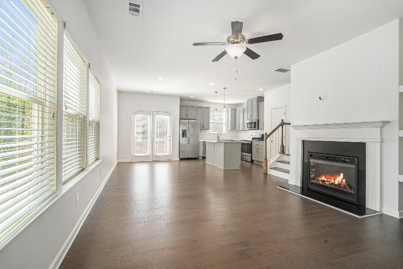 Photo - 5581 Oak Pl