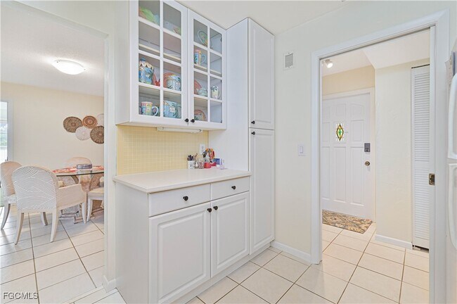 Photo - 4195 Lakewood Blvd Unidad E16