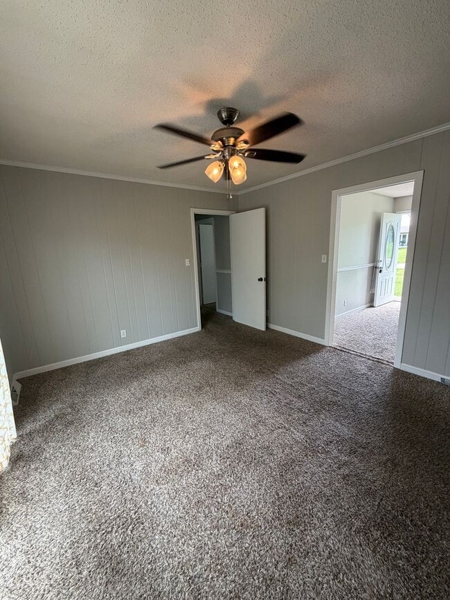 Photo - 3 Bedroom 2 Bath Home For Rent in Sango Area!