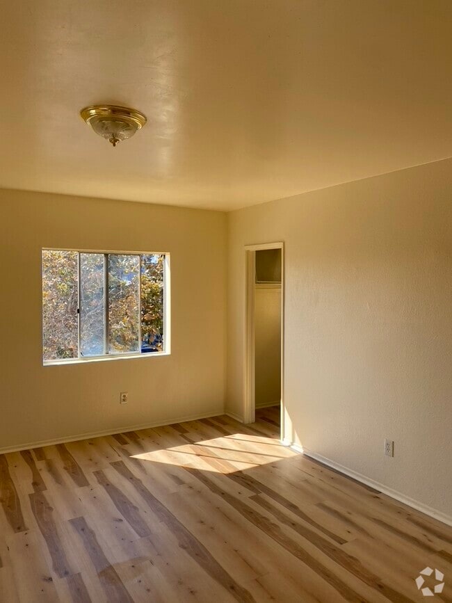 Spacious Master bedroom with a lot of Natural light and views to street and Coronado Bridge - 3050 National Ave Unit 3050- Upper apartment