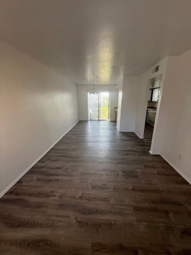 Photo - 1213 Dickerson Dr SE Unit B