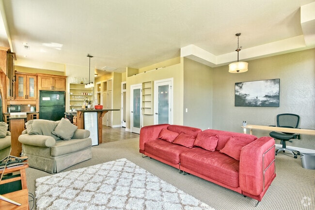 Building Photo - 184 Clear Creek Dr Unit Upstairs Rental