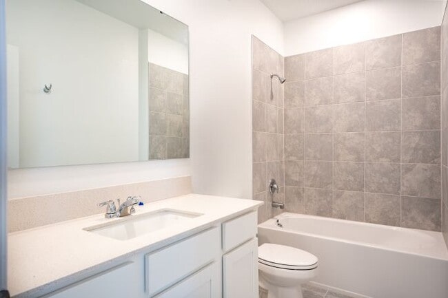 Photo - 207 Bogey Dr