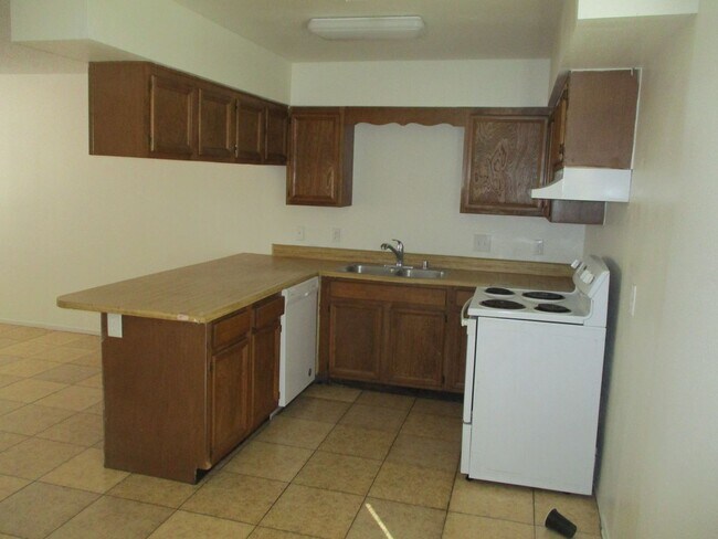 Photo - 2209 N Jones Blvd Unit 2209 N Jones Blvd #2