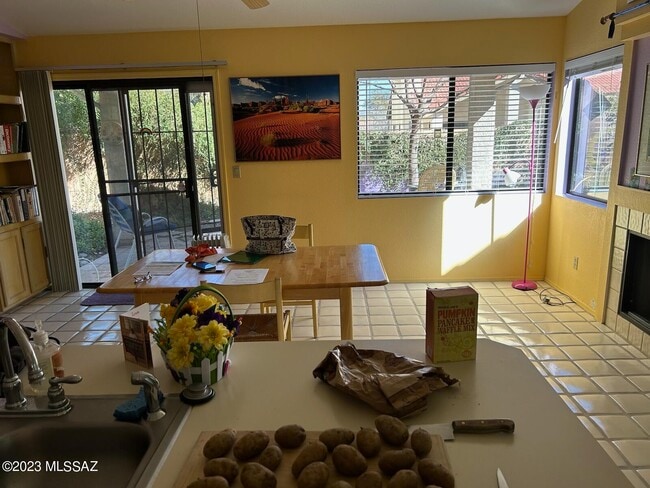 Photo - 5580 N Vía Umbrosa