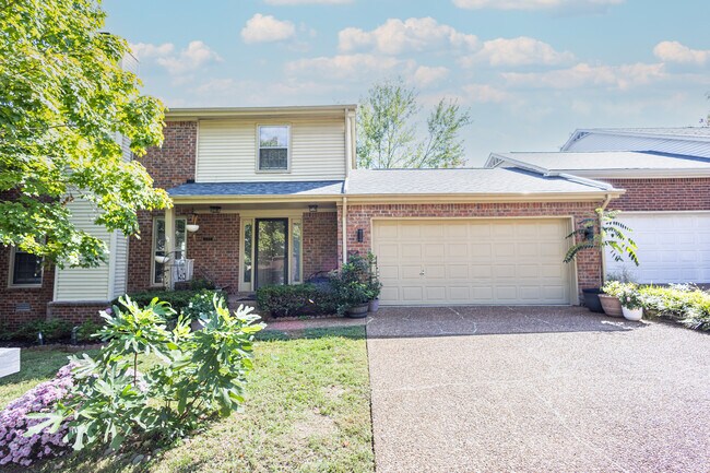 Front - 1620 Clearview Dr Townhome