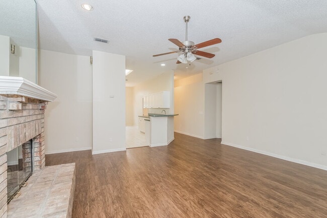 3322 Brahma Ct