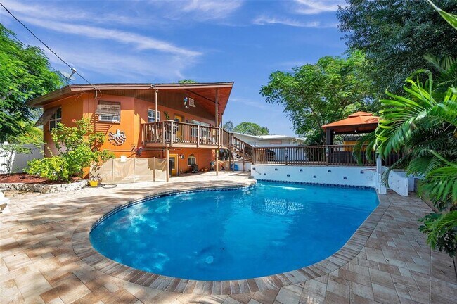 Photo - 1261 12th Ct SW