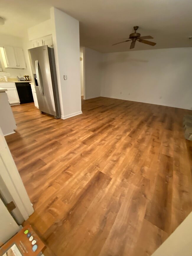 Photo - 925 Hunting Ridge Rd