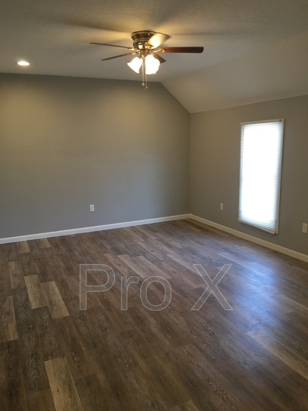 Photo - 409 N Olive St Unit Apt B