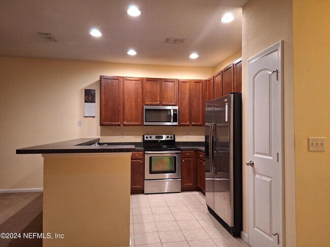 Photo - 13360 Ocean Mist Dr