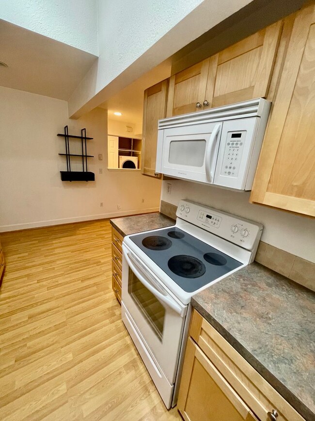 Photo - 2 WEEKS FREE RENT! Ground Floor- St. John'...