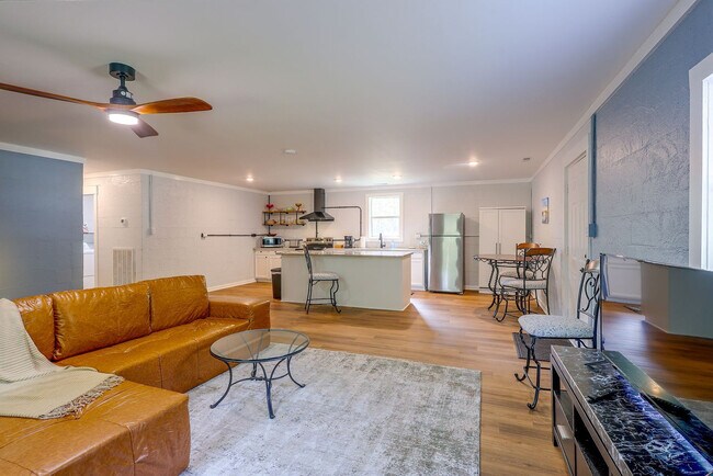369 Tanglewood Acres Dr Unit SI ID1609816P