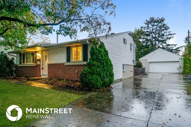 Photo - 1428 Burnley Square S