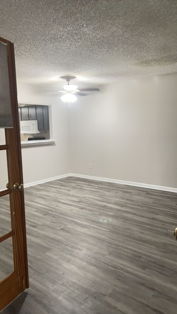 Photo - 2 Bedroom, 2 bathroom condo For Rent in To... Unit 32-B5