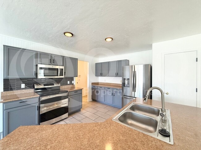 Photo - 8812 N 67th Dr