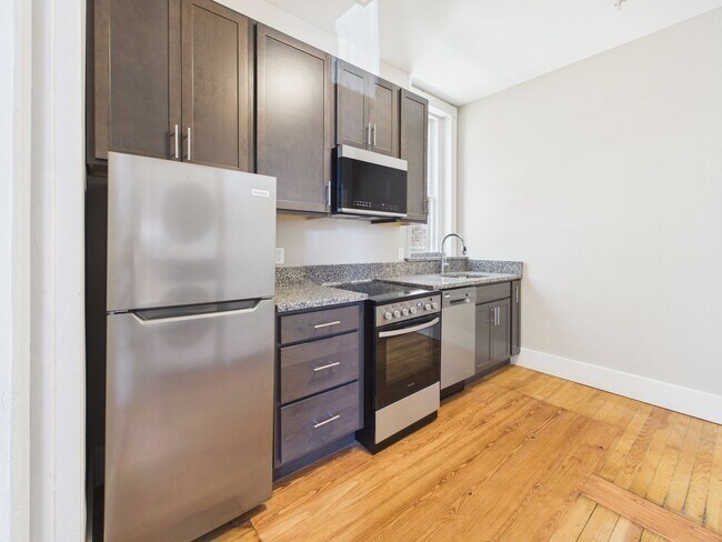 Photo - 7 E Franklin St Unidad 3