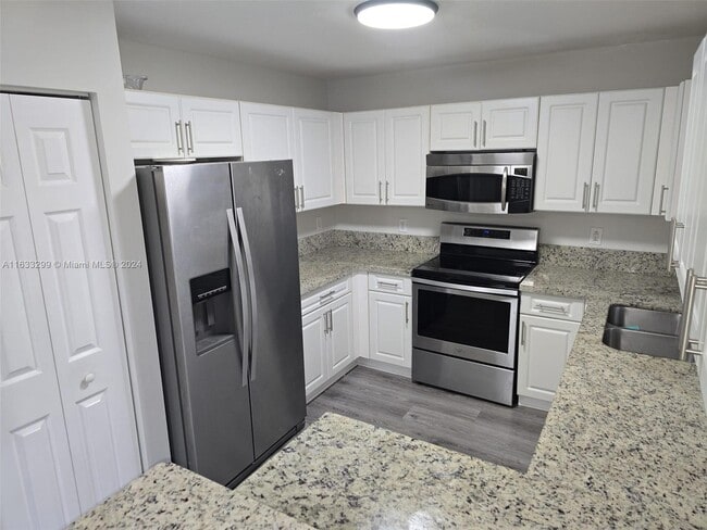 Photo - 17077 NW 23rd St