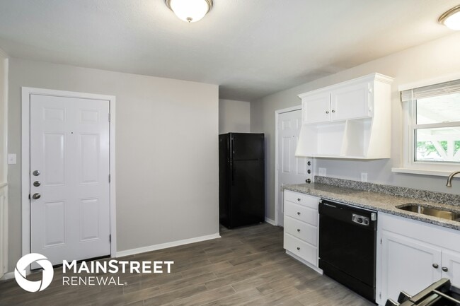 Photo - 1712 Boyd St