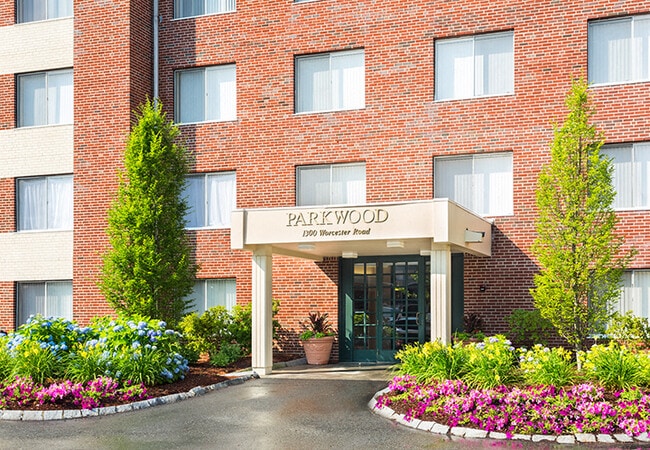 Parkwood - Water View Village