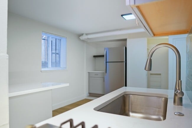 Photo - 1364 Lafayette St Unit 3