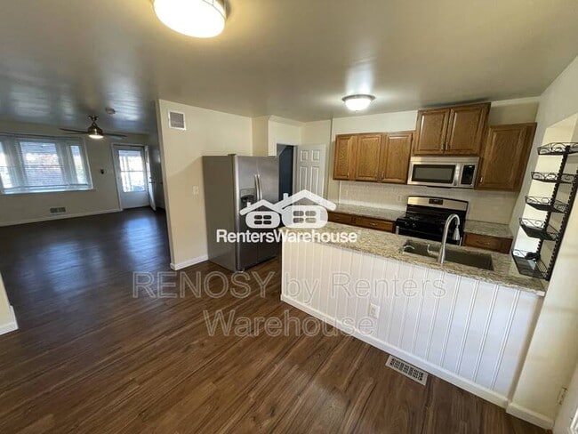 Building Photo - 2062 Jasmine Rd