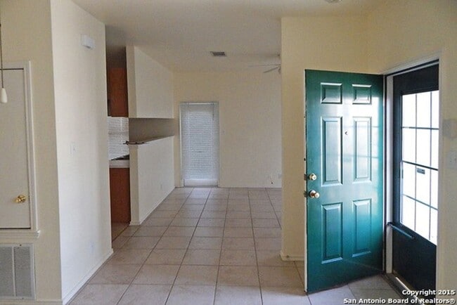 Photo - 2735 Crown Hollow
