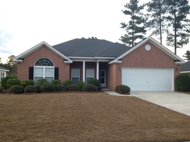 Building Photo - 122 Fire Thorn Ln