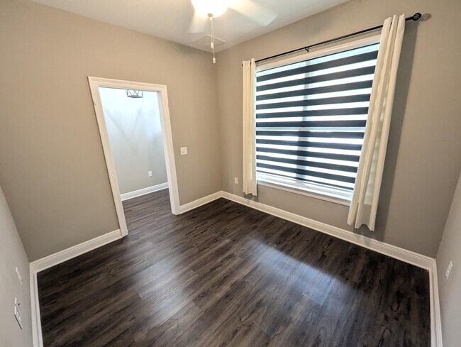 Photo - 2335 Hadleigh Hills Ct