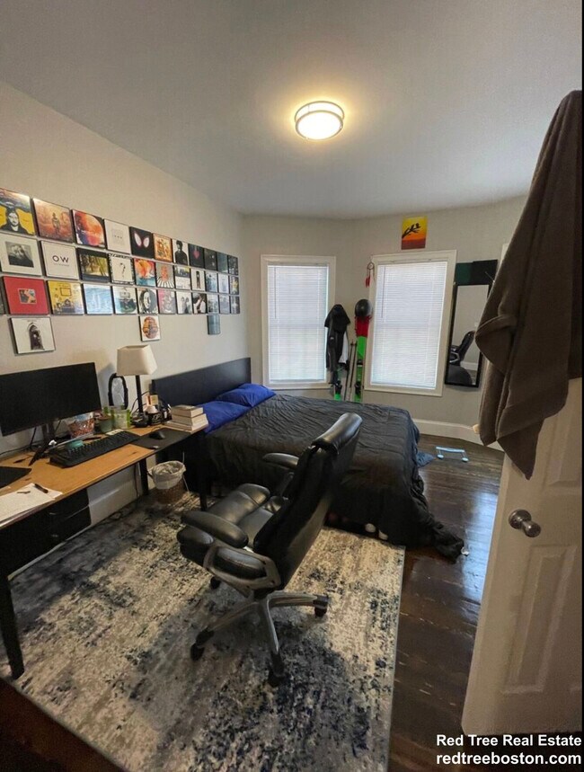 Photo - 91 Hillside St