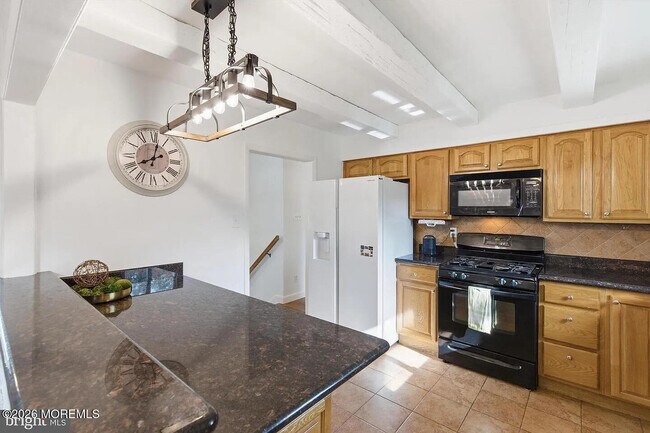 Photo - 42 Monroe Ave