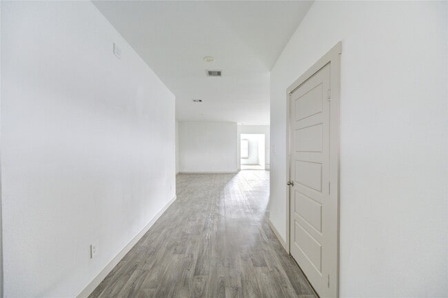 Photo - 1826 Sandy Trail Ln